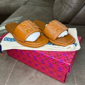 Tory Burch Leather Double T Sport Slides Sandals Nappa Leather MIELE Size 8.5